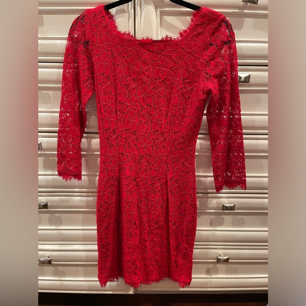 Diane Von Furstenberg red lace dress size 2 $75